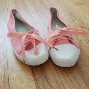Pink flats